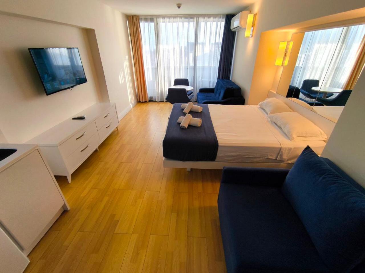 Orbi-City Batumi Apartments Sea View Exterior photo