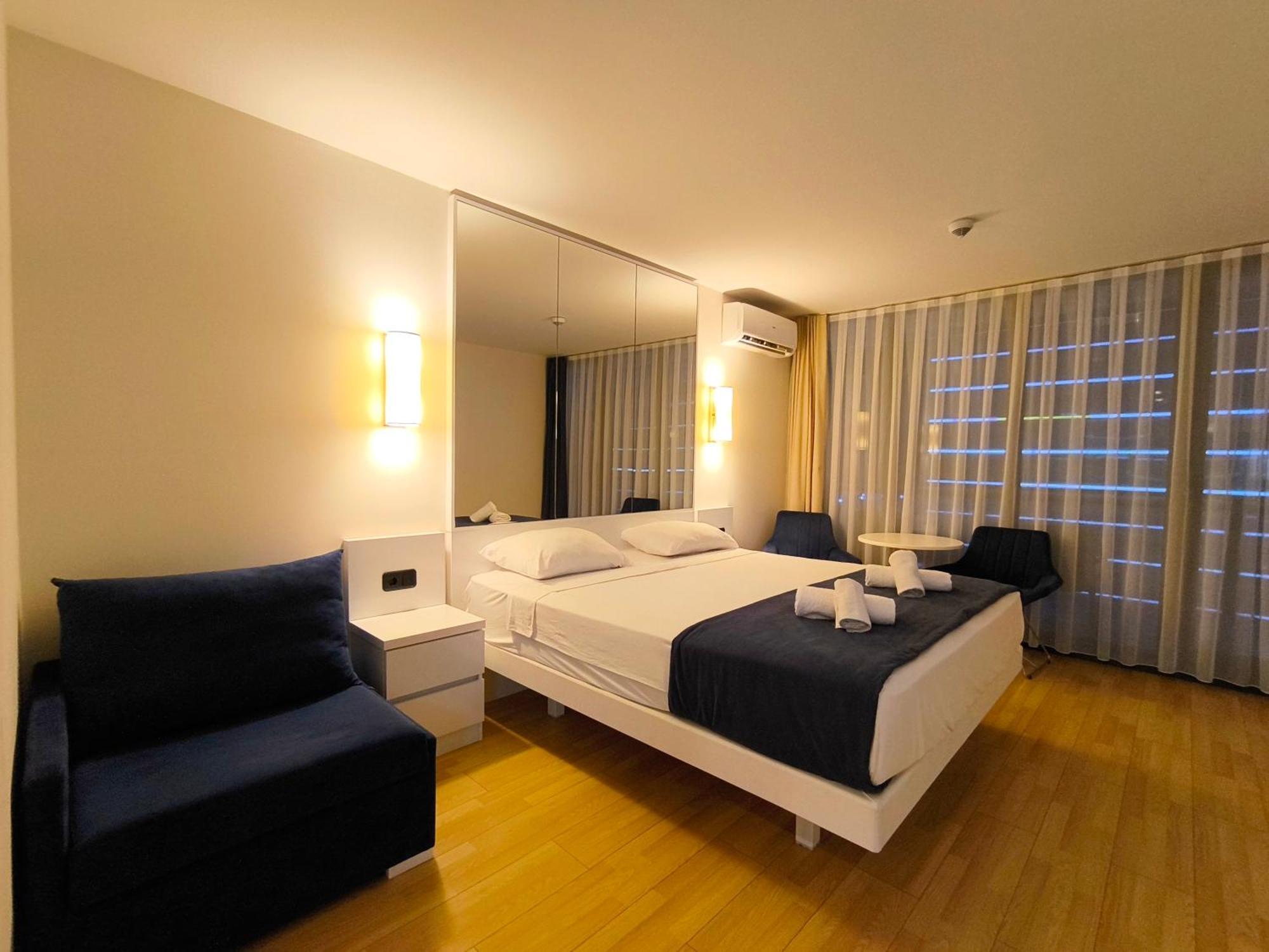 Orbi-City Batumi Apartments Sea View Exterior photo